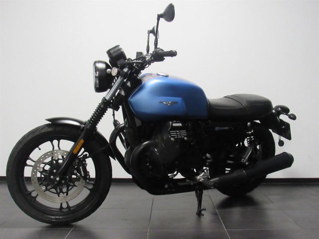 moto-guzzi - v-7-stone