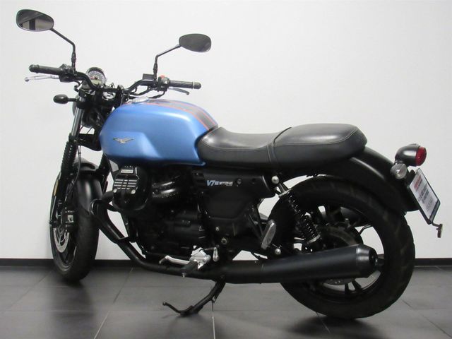 moto-guzzi - v-7-stone