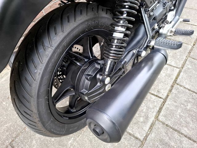 moto-guzzi - v-7-stone-850