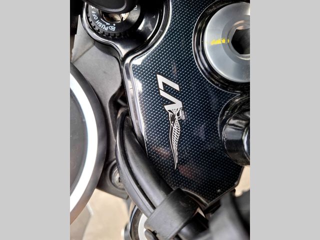 moto-guzzi - v-7-stone-850