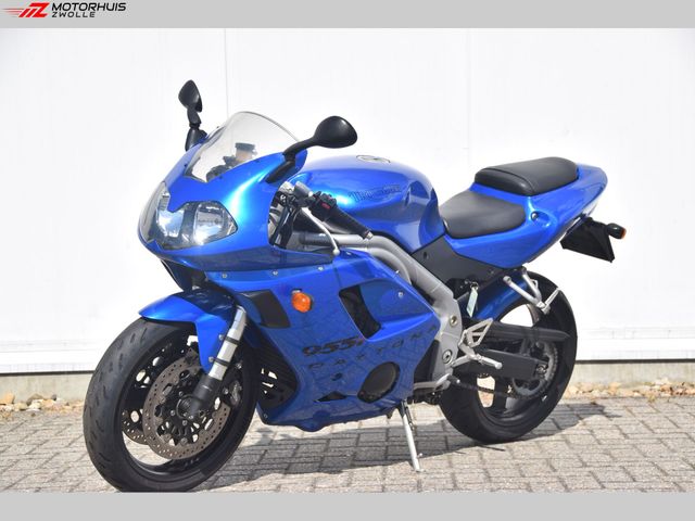 triumph - daytona-955i