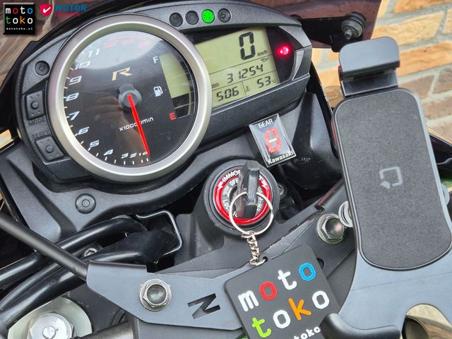 kawasaki - z-750-r