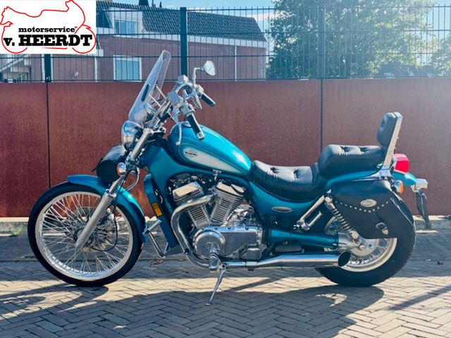 suzuki - vs-800-intruder