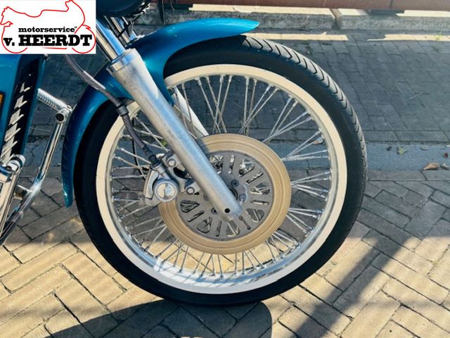 suzuki - vs-800-intruder