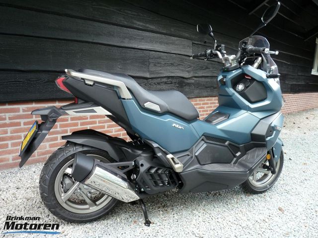sym - adx-125