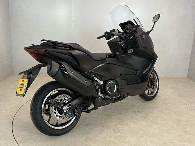 yamaha - tmax-tech-max-560