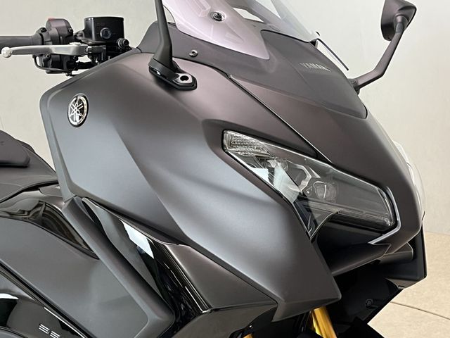 yamaha - tmax-tech-max-560