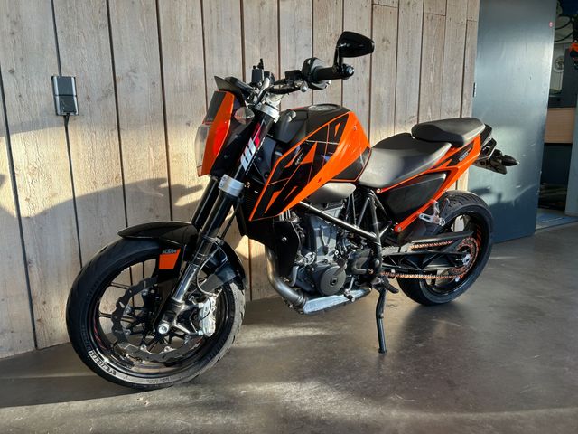 ktm - 690-duke