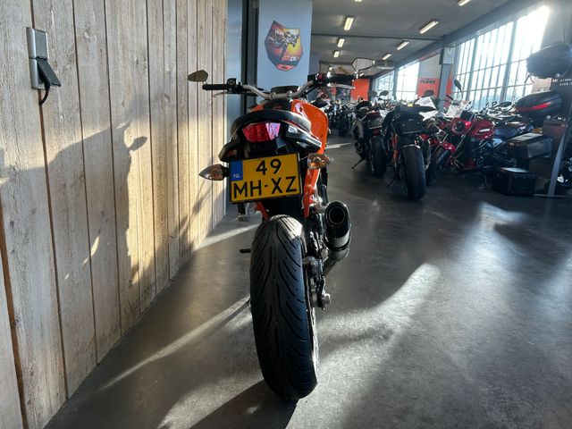 ktm - 690-duke