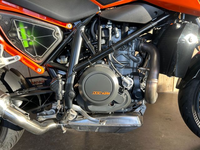 ktm - 690-duke