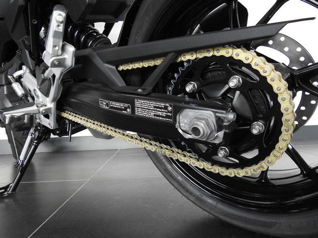 bmw - f-900-r