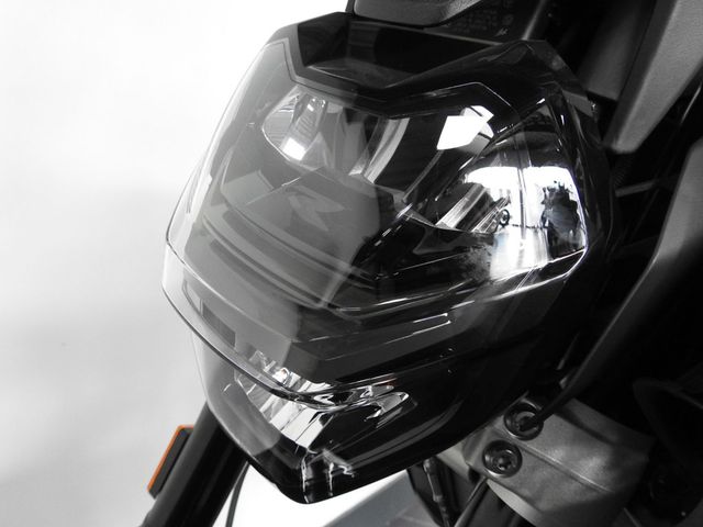 bmw - f-900-r