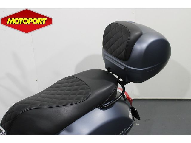 vespa - gtv-300-sei-giorni