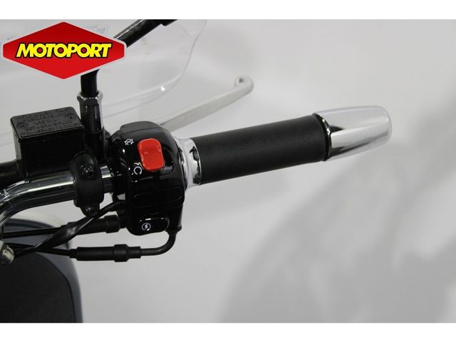 vespa - gtv-300-sei-giorni
