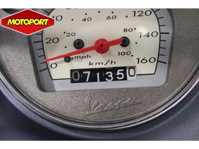 vespa - gtv-300-sei-giorni