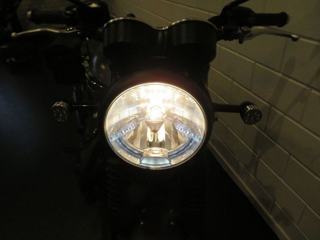 triumph - bonneville-t-120