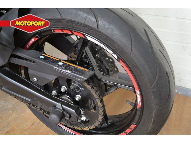kawasaki - z650