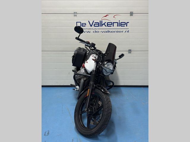 moto-guzzi - v-7-stone