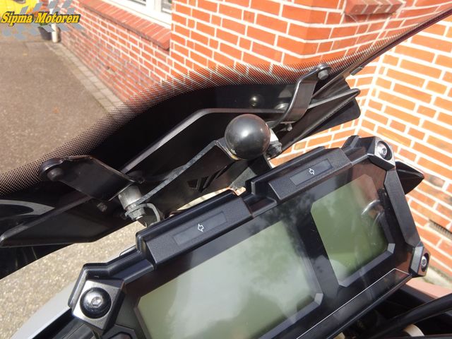 yamaha - tracer-900-abs
