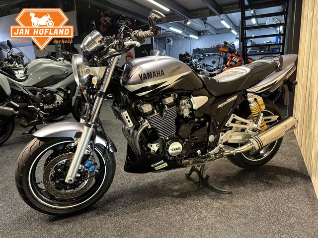 yamaha - xjr-1300-sp