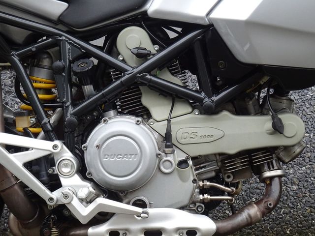 ducati - 1000-ds-multistrada