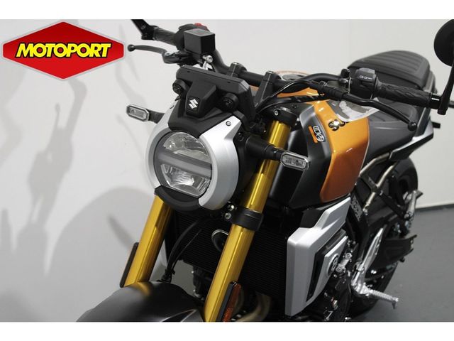 suzuki - gsx-8t