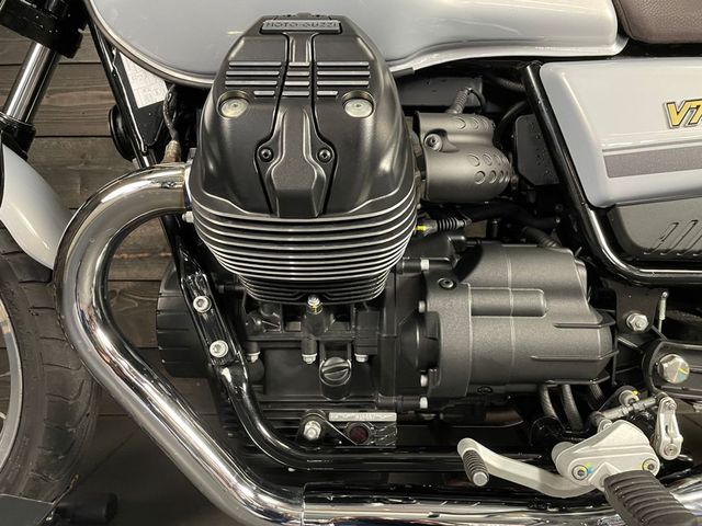 moto-guzzi - v-7-special