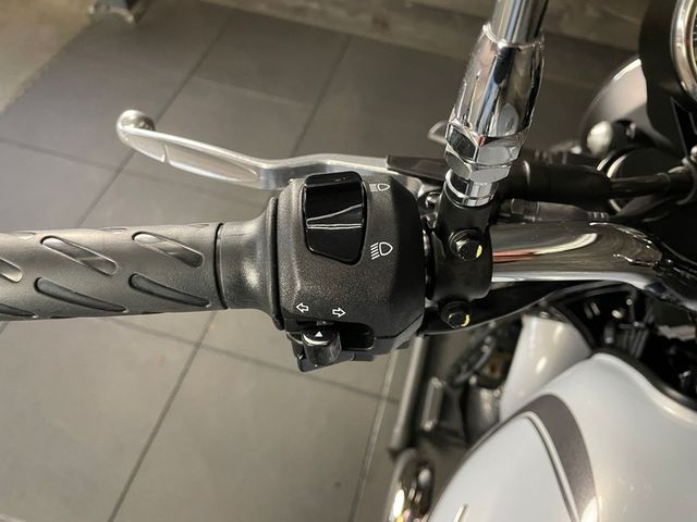 moto-guzzi - v-7-special