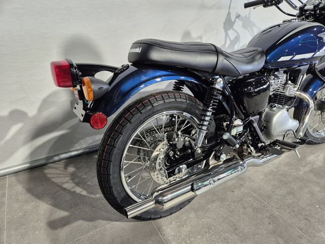 kawasaki - w-230