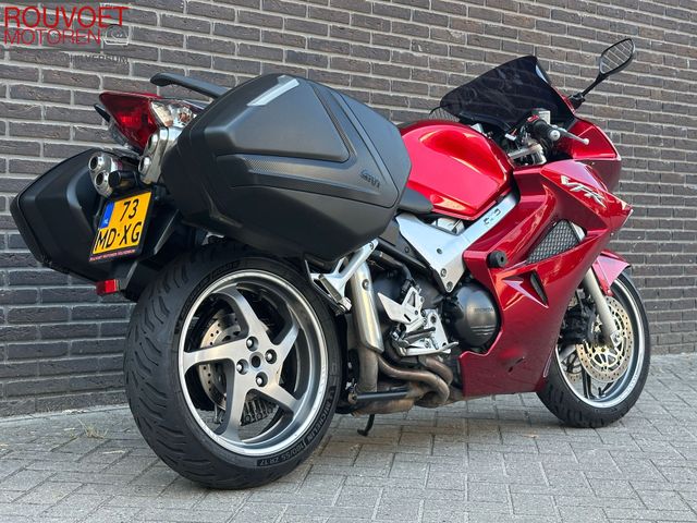 honda - vfr-800-fi-vtec
