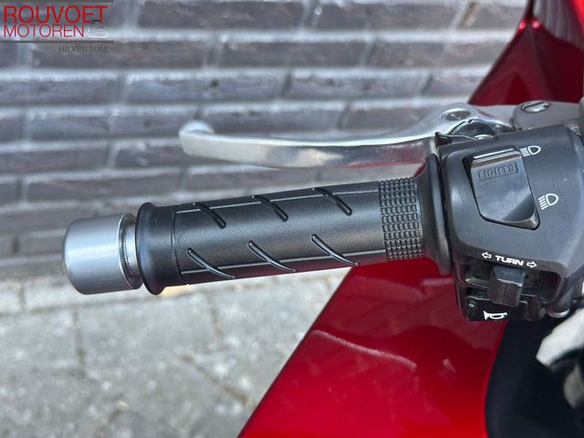 honda - vfr-800-fi-vtec