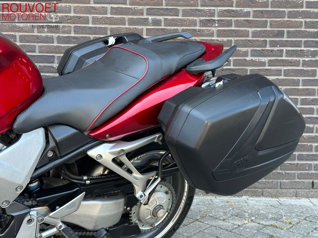honda - vfr-800-fi-vtec