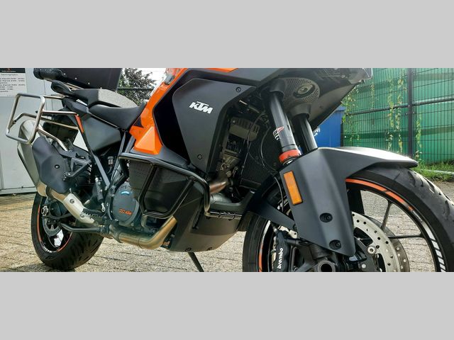 ktm - 1290-super-adventure-s