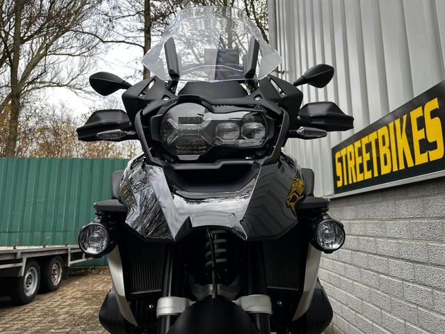 bmw - r-1250-gs-triple-black