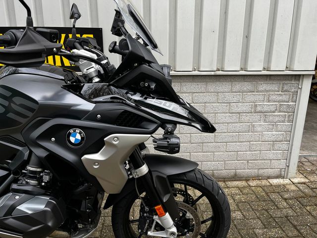 bmw - r-1250-gs-triple-black
