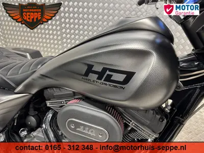 HARLEY-DAVIDSON ELECTRA GLIDE ULTRA SCREAMIN EAGLE CVO FLHTCUSE – foto 3