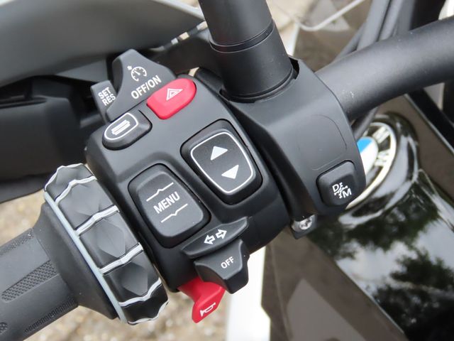 bmw - r-1300-gs-asa