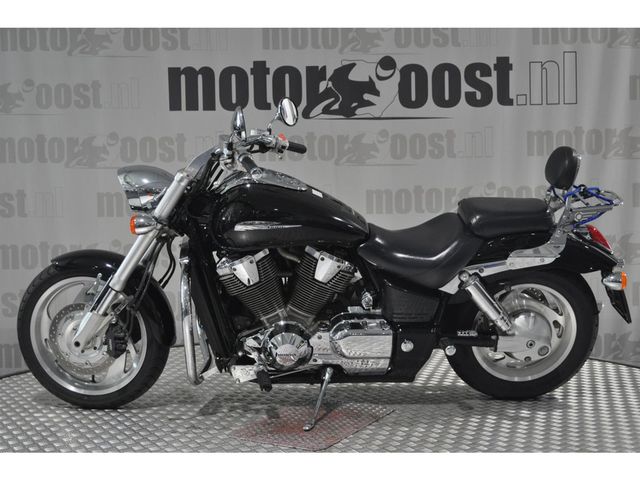 honda - vtx-1800