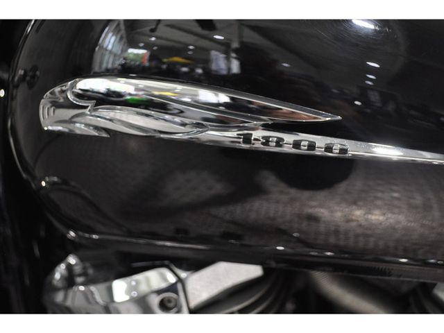 honda - vtx-1800