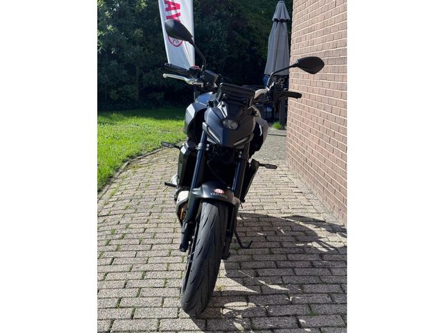 yamaha - mt-07-y-amt