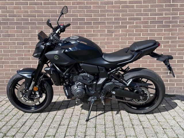 yamaha - mt-07-y-amt