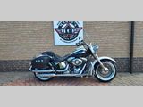 HARLEY-DAVIDSON SOFTAIL DELUXE FLSTN
