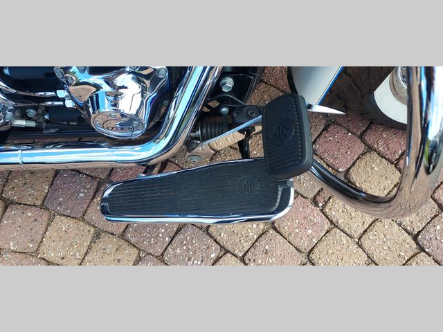 harley-davidson - softail-deluxe-flstn