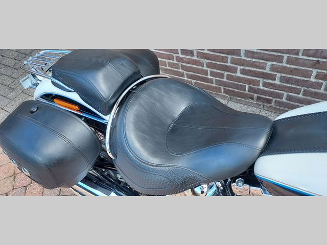 harley-davidson - softail-deluxe-flstn