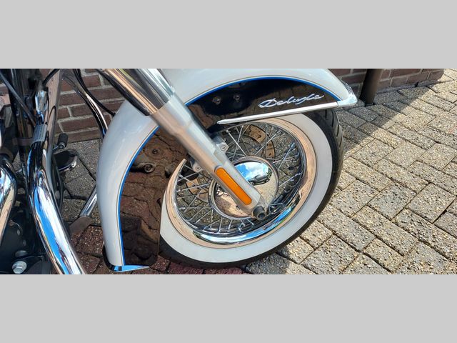 harley-davidson - softail-deluxe-flstn