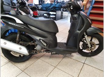 Suzuki UX 150 2010 occasion