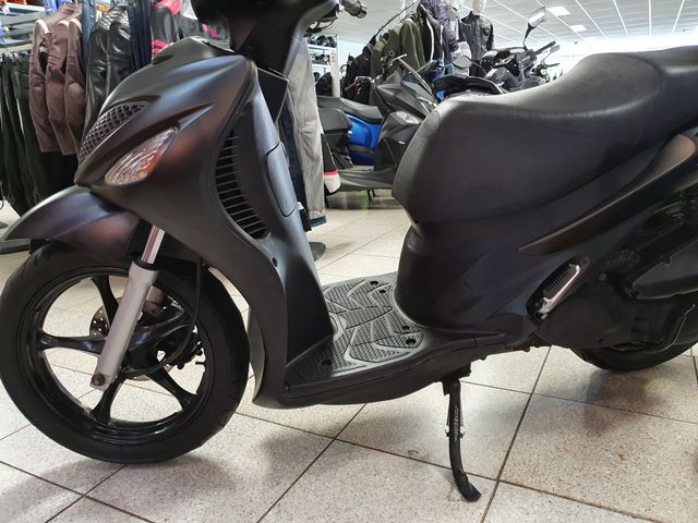 suzuki - ux-150