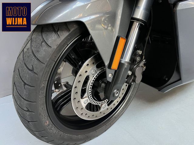 bmw - c-evolution