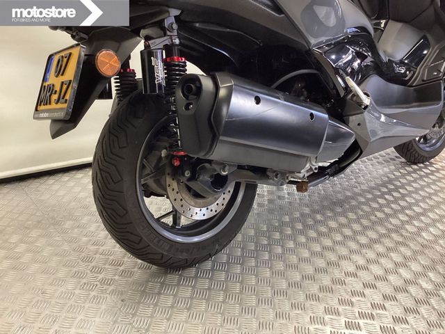 yamaha - x-max-300-tech-max