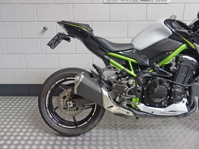 kawasaki - z900